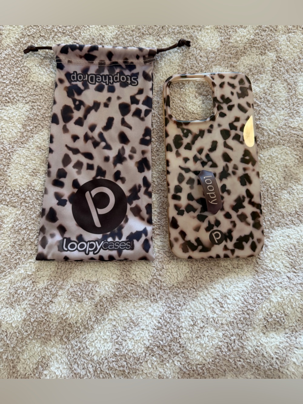 Loopy Case iPhone 16 pro max Case - blonde tortoise - like new!!
